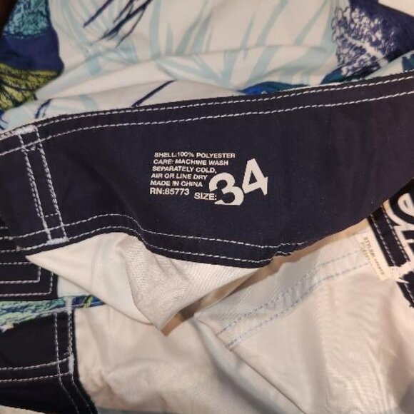 O'Neill Men Boardshorts size 34 - Picture 4 of 4